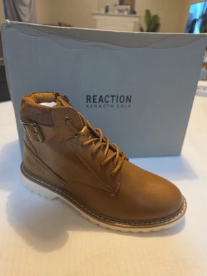 Botas de moto Kenneth Cole New York Little and Big Boys Pace Zamir, talla 2 (13,5) Foto 1 de 4