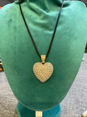 Collar Colgante Corazón Swarovski Grande Cristal Pavé Tono Dorado Largo Cordón Negro Foto 1 de 4