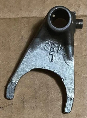 YAMAHA 98 YZ125 1988-2001 MOTOR TRANSMISIÓN OEM HORQUILLA DE CAMBIO 4SS-18511-00-00 Foto 1 de 2