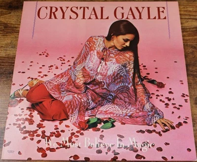 Crystal Gayle We Must Believe in Magic (LP) UA-LA771-G 1977 VG Country-Pop - Image 1 of 4