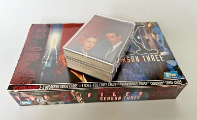 1996 Topps X-Files Season 3 Full Trading Card Set + Hologram & Chrom Chase Cards - Image 1 of 4