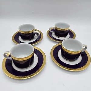 SET OF 4 ROYAL GALLERY GOLD BUFFET - BLUE DEMITASSE CUPS & SAUCERS - Picture 1 of 23
