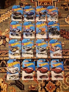 Hot Wheels Treasure Hunt Lot Of 16 Cars - Picture 1 of 5