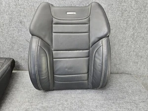COJÍN ASIENTO DELANTERO SUPERIOR IZQUIERDO MERCEDES W166 X166 GLS63 GL63 ML63 AMG OEM - Imagen 1 de 9