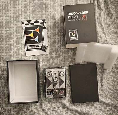 Pedal de modulación de efectos analógicos para guitarra Maestro Discoverer Delay Foto 1 de 2