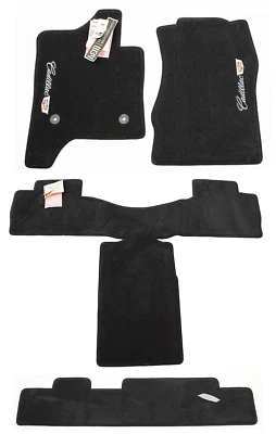 Напольные коврики для Cadillac Escalade 2015–2020 годов выпуска цвет Jet — боковые логотипы изящные 32 унции 2 слоя - Изображение 1 из 4