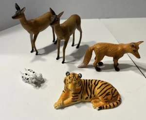 Lote de 5 figuras de animales Terra by Battat ciervos tigre zorro cachorros dálmatas - Imagen 1 de 7