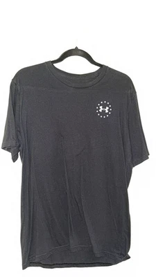 Camiseta Under Armour FREEDOM Flag gráfica negra para hombre talla grande  Foto 1 de 3