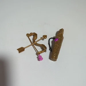 Ever After High first chapter Cupid bow and arrow set accessories - Picture 1 of 2