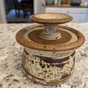 Vintage Studio Pottery Butter Cheese Dish Makers Marked Hand Thrown  5” Diameter - Picture 1 of 12