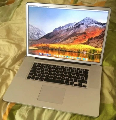 MacBook Pro 2011 17 Zoll Matt Display, 2,5 GHz Intel i7, 8 Gb Ram. - Bild 1 von 4
