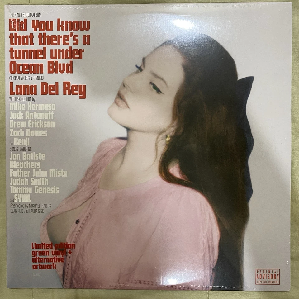 [Green Vinyl] Lana Del Rey Did You Know That There's a Tunnel Under Ocean Blvd - Image 1 of 3