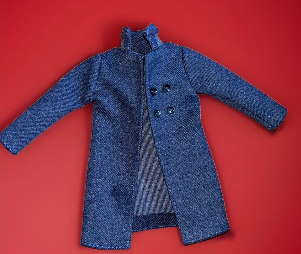 Manteau Vintage Pour Poupée Mannequin Barbie Ou Autre En TBE - Photo 1/1