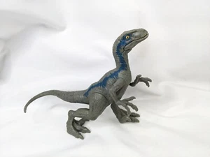 Figura dinosauro blu Jurassic World Velociraptor 4 pollici Mattel 2017 - Foto 1 di 10