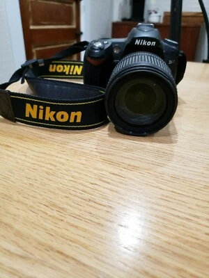 Nikon D D90 12.3MP Digital SLR Camera - Black (Kit w/ VR 18-105 mm Lens) - Image 1 of 2