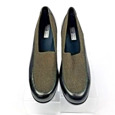 Mocasines sin cordones Munro para mujer de tela marrón oscuro/cuero bronce con cuña 10M Foto 1 de 4