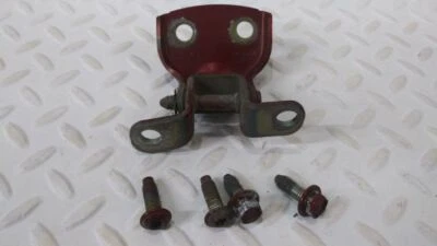 Bisagra de puerta inferior del conductor trasero Ford Escort LX 97-02 Foto 1 de 4