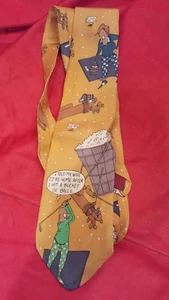 RICHARD L TORREY ORIGINALS "BENCH WARMERS" SILK USA Golf Mens NECK TIE  - Picture 1 of 3