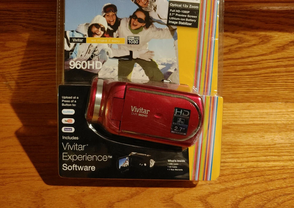 Vivitar DVR 960HD 1080i HD 12x Optical Zoom Video Camera Camcorder WiFi - Image 1 of 2