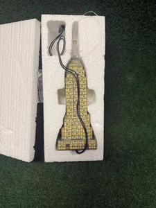 Dept 56 Rare Christmas In The City ORNAMENT 59408 EMPIRE STATE BUILDING Light Up - Picture 1 of 3