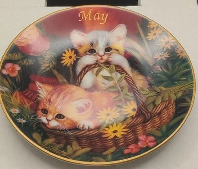 🛍️ Limited Edition Bradford Exchange Collector Plate – 'May Kittens' - Image 1 of 4