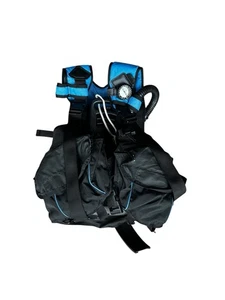 Gilet Dispositivo Compensatore Galleggiante BCD Subacqueo Taglia S - Foto 1 di 8
