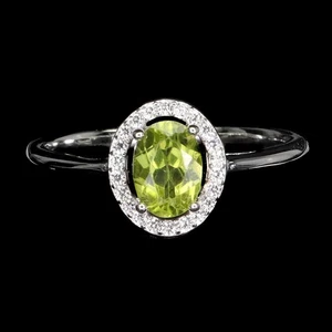 925 Sterling Silver Ring Oval Peridot Natural Gemstone Jewelry Size 7 - Picture 1 of 13