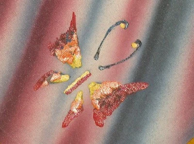 Década de 1940 ~ ANTIGUO VINTAGE ~ CORBATA DE VESTIR PINTADA A MANO ~ MARIPOSAS GRISES ROSAS ~ 51" Foto 1 de 3