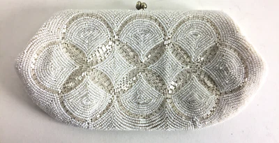 Bolso de mano vintage blanco invierno con cuentas Foto 1 de 4