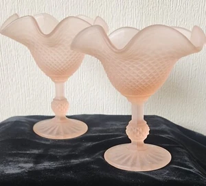 Vintage 2 Ivima Rosa Satiniert Glas Eisbecher Schüsselnagel Standfuß Kompott Schüsseln... - Bild 1 von 11