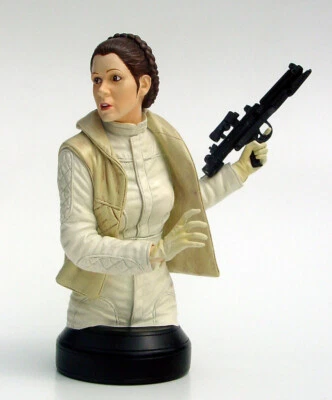 BUSTO SUAVE GIGANTE STAR WARS ESB PRINCESA LEIA HOTH ESCALA 1/6 2010 NUEVO #849/1750 Foto 1 de 4