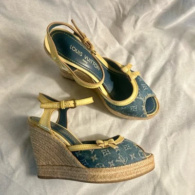 Alpargata vaquera con monograma Louis Vuitton cuñas Foto 1 de 4