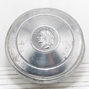 Very nice Pontiac "Chief of the Sixes" Screw-on Hubcaps-Circa 1926-1933 Aluminum - Picture 1 of 12