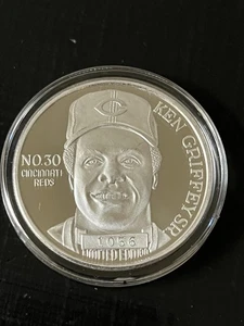 Moneda redonda de plata de 1 onza Ken Griffey Jr & Sr Cincinnati Reds rara MLB .999 - Imagen 1 de 3