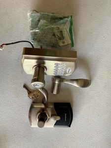 Kwikset SmartCode 955 Pembroke Light Commerciale 10 Pulsanti Tastiera Livello Elettronico - Foto 1 di 6