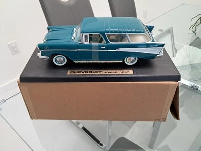 Yat Ming Road Tough 1957 Chevrolet Nomad Wagon 1/18 Regal Turquoise Diecast Car - Image 1 of 3