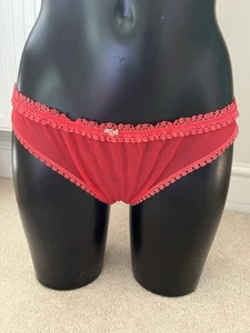 Vintage St Michael Red Sheer Lace Trim Knickers Briefs Panties UK12-14 (K1) - Imagen 1 de 5