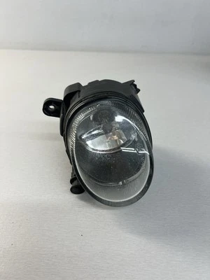 Audi S5 2009 8T0941700 ¡LUZ ANTINIEBLA LATERAL DERECHA 040529! ¡Una pestaña rota! Foto 1 de 4