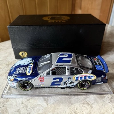 Rusty Wallace #2 Miller Lite Elvis Presley 25-я годовщина 2002 RCCA ELITE 1:24 - Изображение 1 из 4