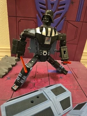 Transformers Crossover Star Wars Darth Vader (2007) - Image 1 of 4