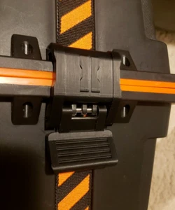 Call of Duty: Black Ops 2 Care Package latch replacements 2pcs set free shipping - Picture 1 of 7