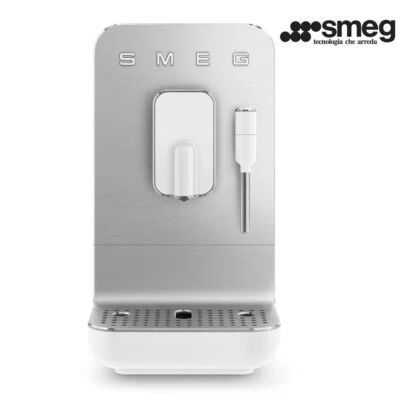 SMEG Macchina Da Caffè Con Funzione Vapore BCC02 Bianca - Leggeri Segni Di Uso - Immagine 1 di 4