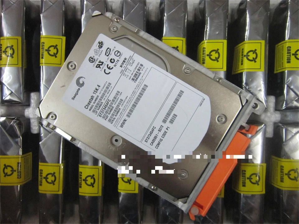 Fujitsu ST373454FC CA05951-9372 73G/73GB 15K4 fiber optic hard drive FC - Image 1 of 1