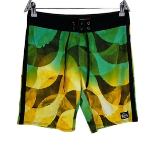 QUIKSILVER Geometric Green Swimwear Swimming Trunks Shorts Size 16 163-168 Cm - Picture 1 of 8