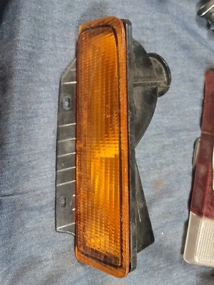 НОВЫЙ ИЗ СТАРЫХ ЗАПАСОВ MOPAR 1985-89 CHRYSLER LeBARON и DODGE LANCER LH ПАРКОВОЧНАЯ ЛАМПА СО СТОРОНЫ ВОДИТЕЛЯ - Изображение 1 из 4