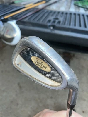 Titleist DCI 822-OS Regular Flex Steel Ns Pro 950 Shaft 37" Golf 9 Iron RH  - Image 1 of 4