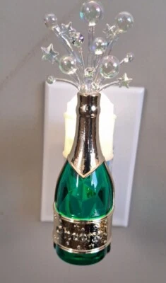 BATH & BODY WORKS Party Prosecco Bottle 24/7 LIGHT UP Wallflower Plug *NEW* - Image 1 of 2