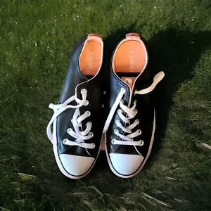 Converse Damen Low Top Sonderedition ""Love Fear Love"" Größe 9W - Bild 1 von 13