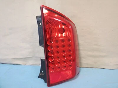 ✅ 04 05 06 07 08 09 10 Infiniti QX56 QTR MTD Luz Trasera Lámpara Derecha PASAJERO OEM Foto 1 de 4