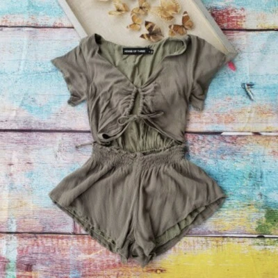 Romper de cadarço LF + House of Three verde oliva recorte apertado 6 P - Imagem 1 de 4